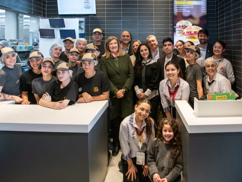 Abrieron 80 nuevos puestos de trabajo con la inauguraci&oacute;n del primer Auto Mac de la provincia