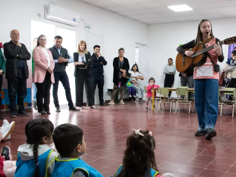 Romero anunci&oacute; la continuidad de las salitas de 3 a&ntilde;os en los espacios de primera infancia municipales