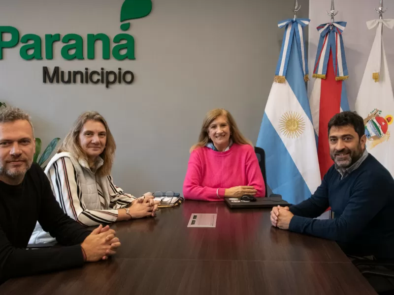 La Municipalidad de Paran&aacute; y SADOP trabajan para fortalecer la educaci&oacute;n