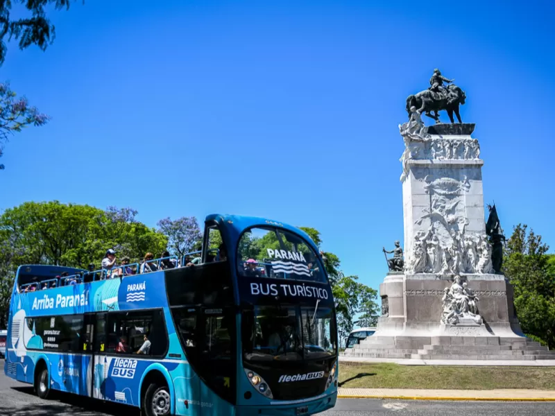 El Paran&aacute; Bus Tur&iacute;stico alcanz&oacute; m&aacute;s de 11.000 pasajeros en lo que va del 2026