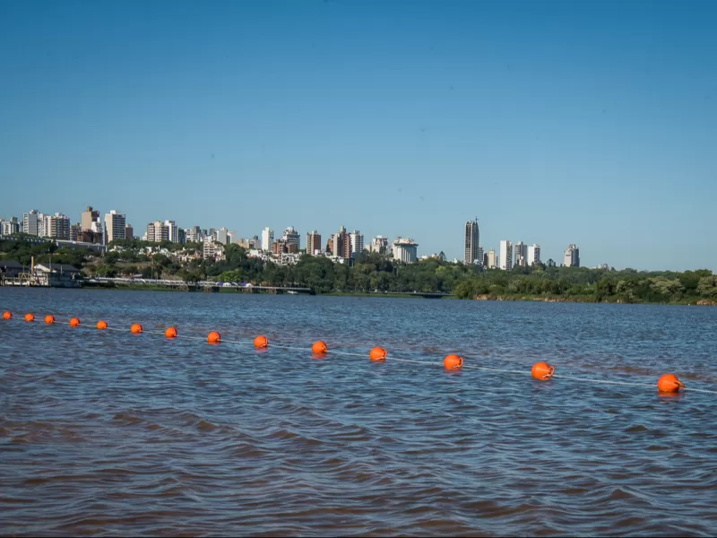 Se habilit&oacute; el ingreso al r&iacute;o en la playa del Thompson