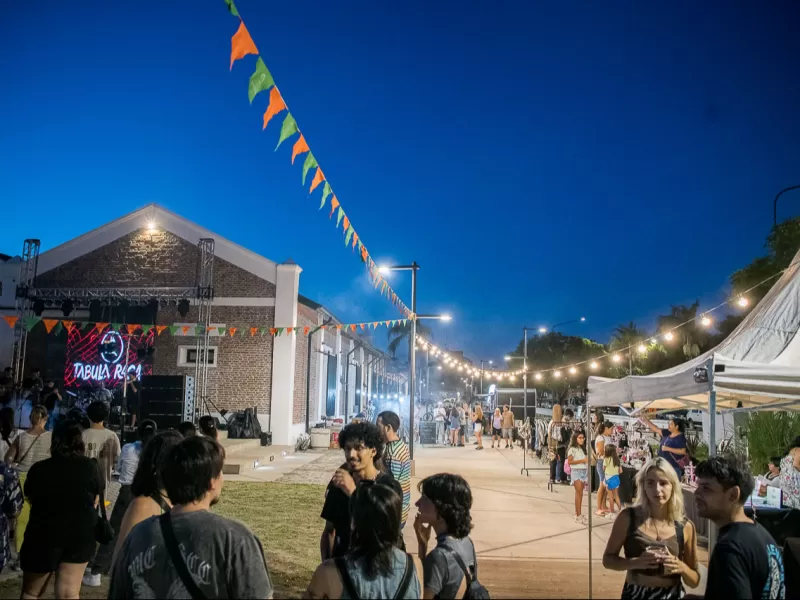 Arte Joven se consolida como espacio de encuentro para los artistas emergentes locales