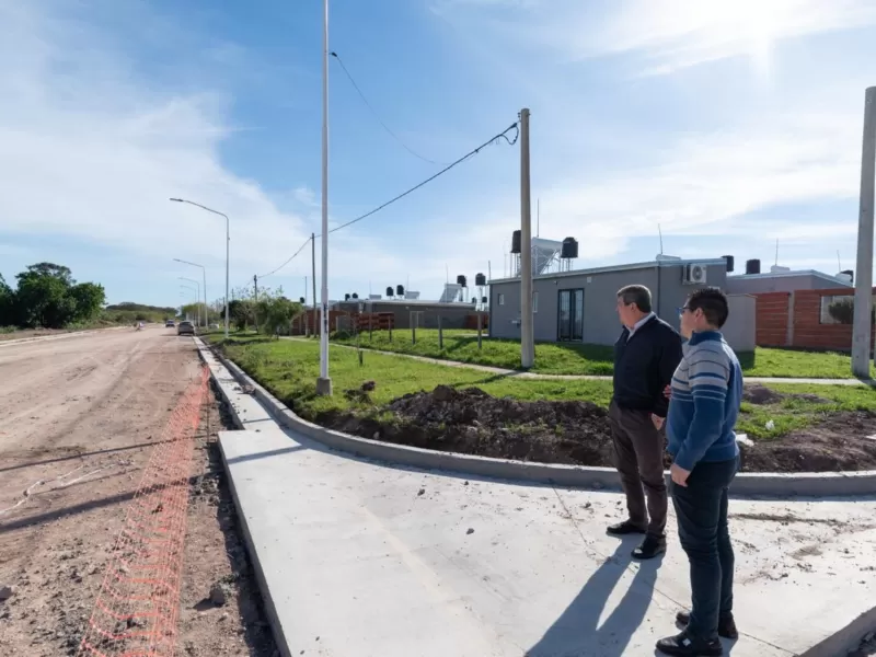 Avanzan las obras de infraestructura en el barrio Humedales del Oeste