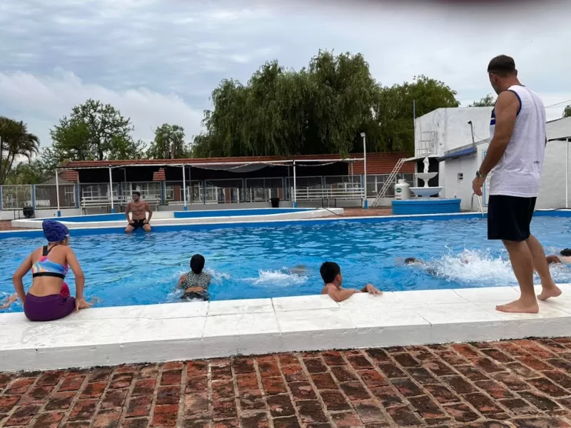 Comenz&oacute; la colonia de vacaciones para adolescentes