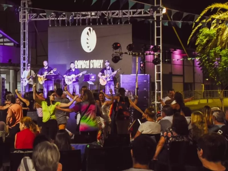 Comienza el ciclo “Modo Peña del verano” en inmediaciones de Sala Mayo