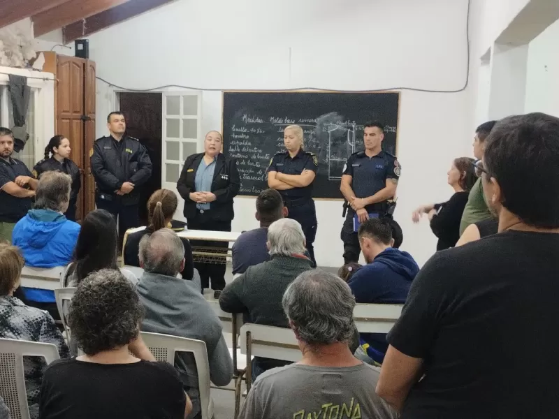 El Municipio participa en foros de seguridad y coordina acciones con vecinos