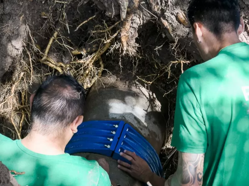 Finalizó reparación de caño maestro de agua potable en calle Sebastián Vásquez