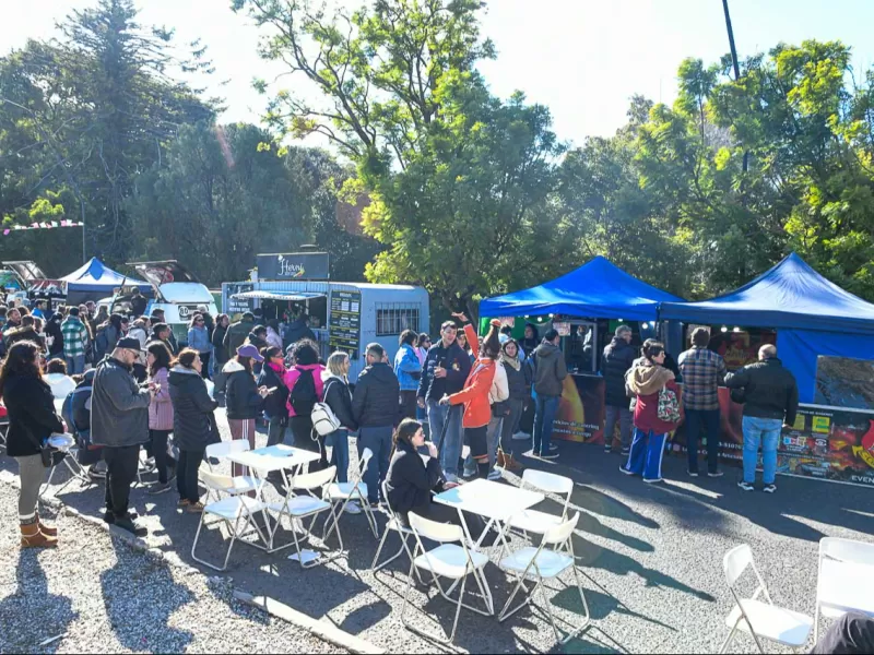 Emprendedores y gastronómicos fueron parte de los festejos por cumpleaños de Paraná