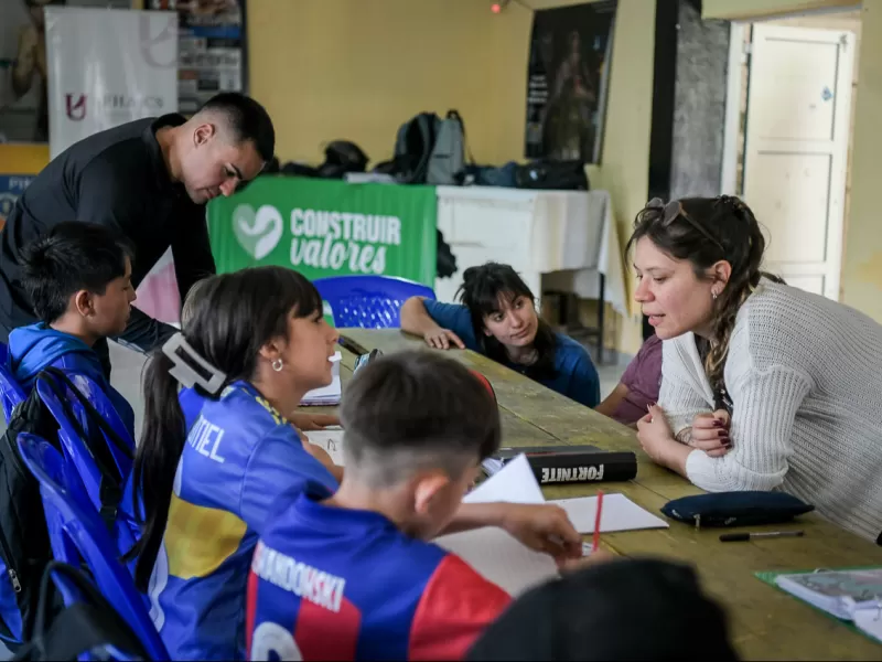 Comienzan los talleres de arte y acompa&ntilde;amiento educativo en los barrios de Paran&aacute;