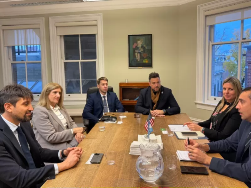 Romero gestionó ante organismos internacionales financiamiento para obras estratégicas de Paraná