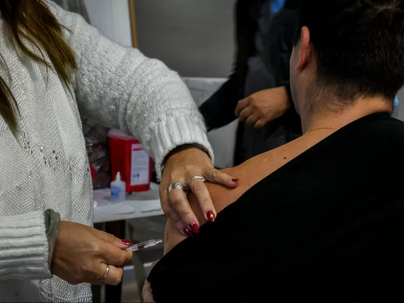 Continúa la campaña de vacunación antigripal de trabajadores municipales