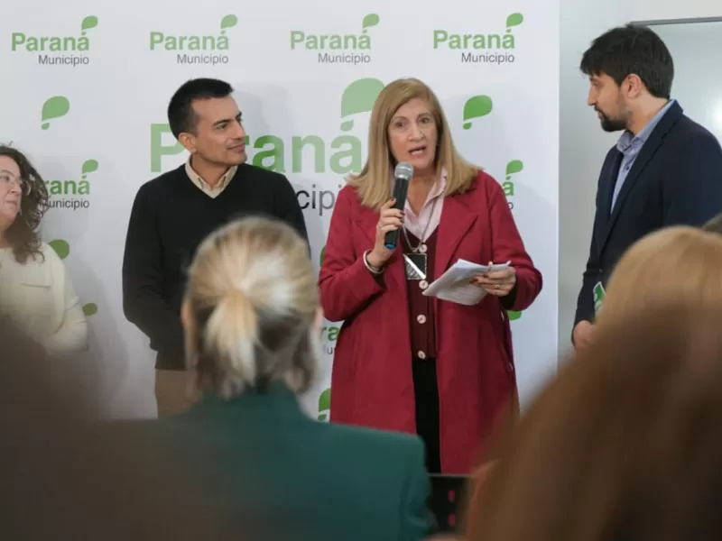 La intendenta Rosario Romero presentó la decimotercera edición de la Feria del Libro “Paraná Lee”