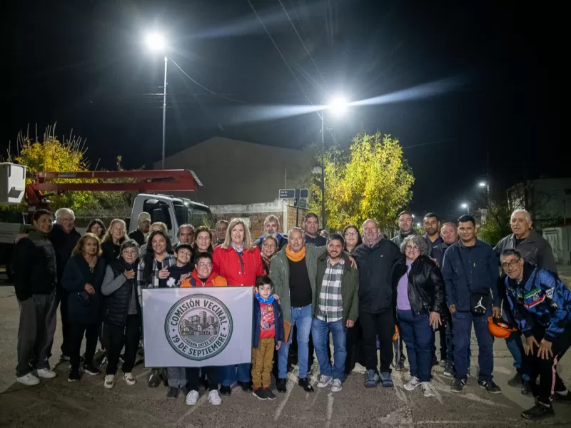 El programa Paran&aacute; 100 por ciento LED sigue mejorando la calidad de vida en los barrios