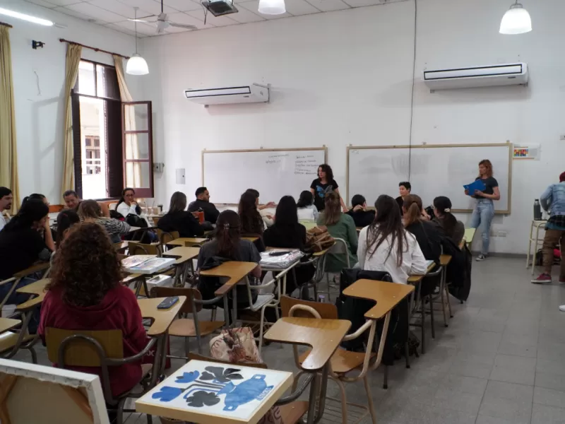 Comenzaron las clínicas de Diseña Paraná