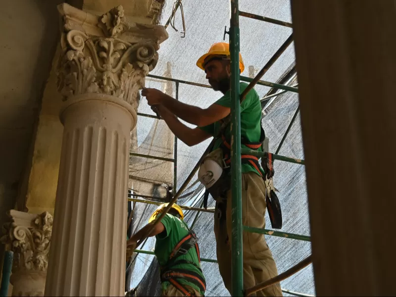 La Municipalidad recupera el Palacio con personal estatal formado en t&eacute;cnicas de restauraci&oacute;n