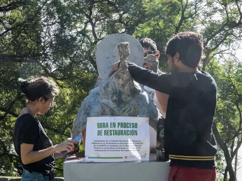 Avanza la puesta en valor de esculturas que forman parte de la identidad de Paran&aacute;