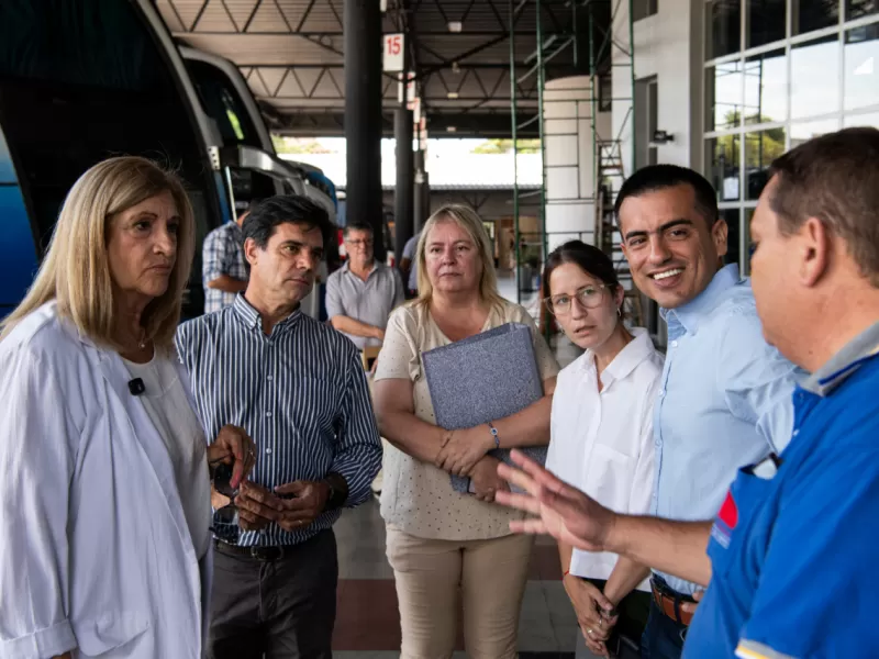 Romero recorri&oacute; la Terminal de &Oacute;mnibus en el marco de las obras de renovaci&oacute;n