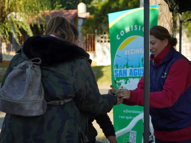Concretaron una nueva entrega de semillas para la producción de alimentos