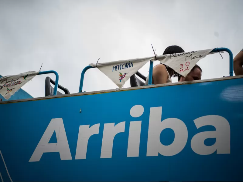 Colectivo de la Memoria: un recorrido educativo para reconstruir la historia reciente