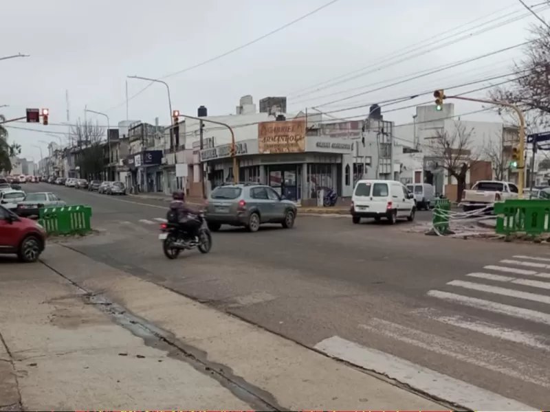 Habr&aacute; restricciones parciales al tr&aacute;nsito en avenida Almafuerte por una obra de renovaci&oacute;n de la red de agua