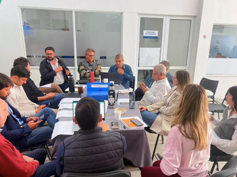 Evalúan proyectos para otorgar créditos a emprendedores