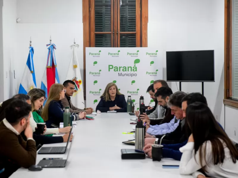 La intendenta Rosario Romero encabezó una reunión de gabinete