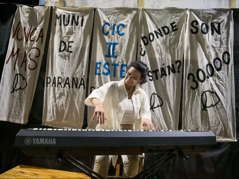 Con una jornada cultural recordaron los 50 a&ntilde;os del golpe en el CIC II Este