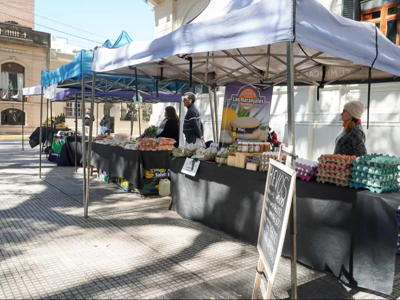 La Feria en tu Barrio incorpor&oacute; la Plaza Carb&oacute; como un nuevo punto fijo