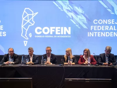 Romero particip&oacute; del COFEIN y volvi&oacute; a reclamar por los recursos retenidos a los municipios