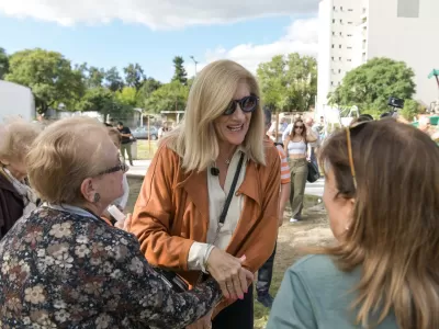 Con un festival cultural, la Municipalidad inaugur&oacute; la plaza Borges