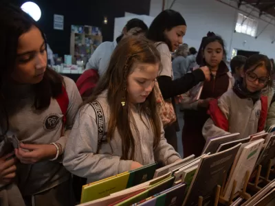 Las escuelas tendr&aacute;n un d&iacute;a especial en la XIV Feria del Libro Paran&aacute; Lee