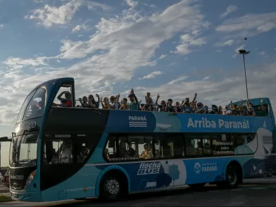 El Paran&aacute; Bus Tur&iacute;stico, una de las propuestas m&aacute;s elegidas para recorrer la ciudad en Semana Santa