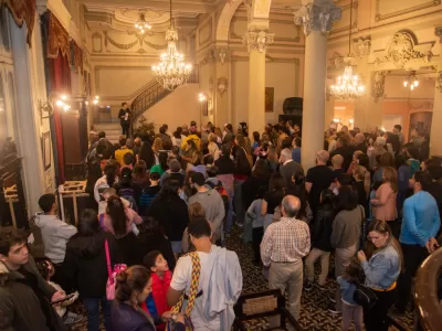 Visitas guiadas al Teatro Municipal 3 de Febrero, una oportunidad para descubrir su historia