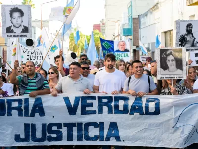 La Municipalidad de Paran&aacute; acompa&ntilde;&oacute; la marcha a 50 a&ntilde;os del golpe
