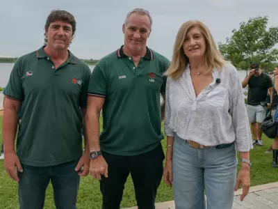 La intendenta acompa&ntilde;&oacute; la presentaci&oacute;n del plantel de CapiBaras XV