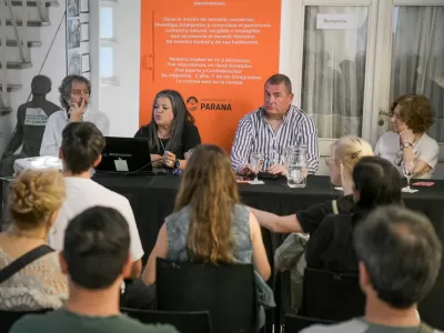 Se desarrolló el tercer encuentro del ciclo “Pensar Paraná”